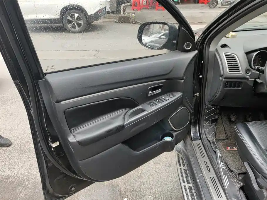 MITSUBISHI ASX ASX 2015