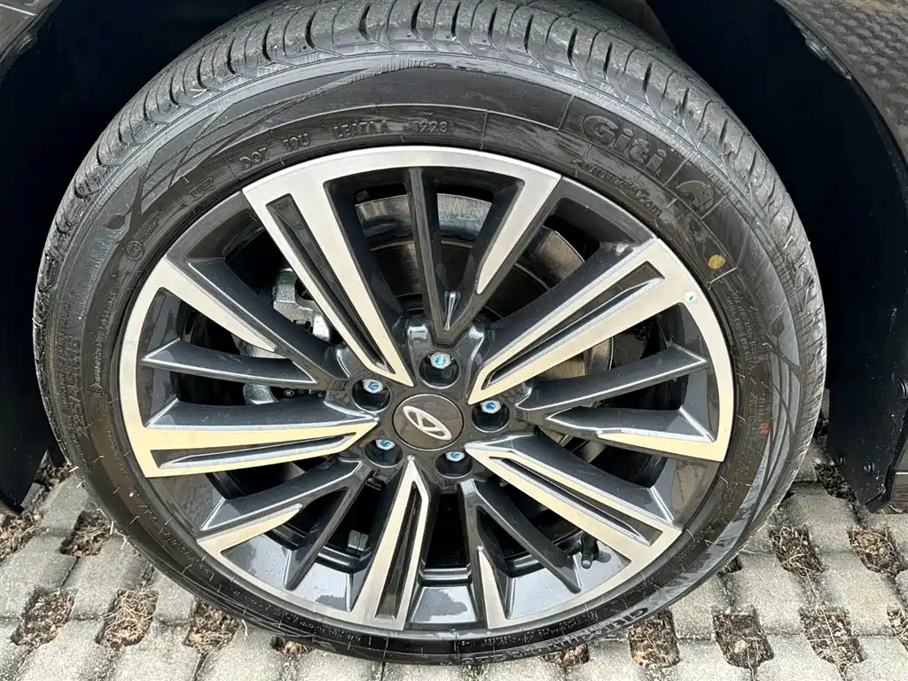 CHERY ARRIZO 8 2023