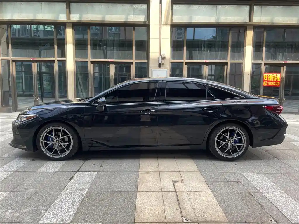 TOYOTA AVALON 2022