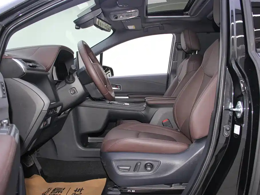 TOYOTA SIENNA SIENNA 2024