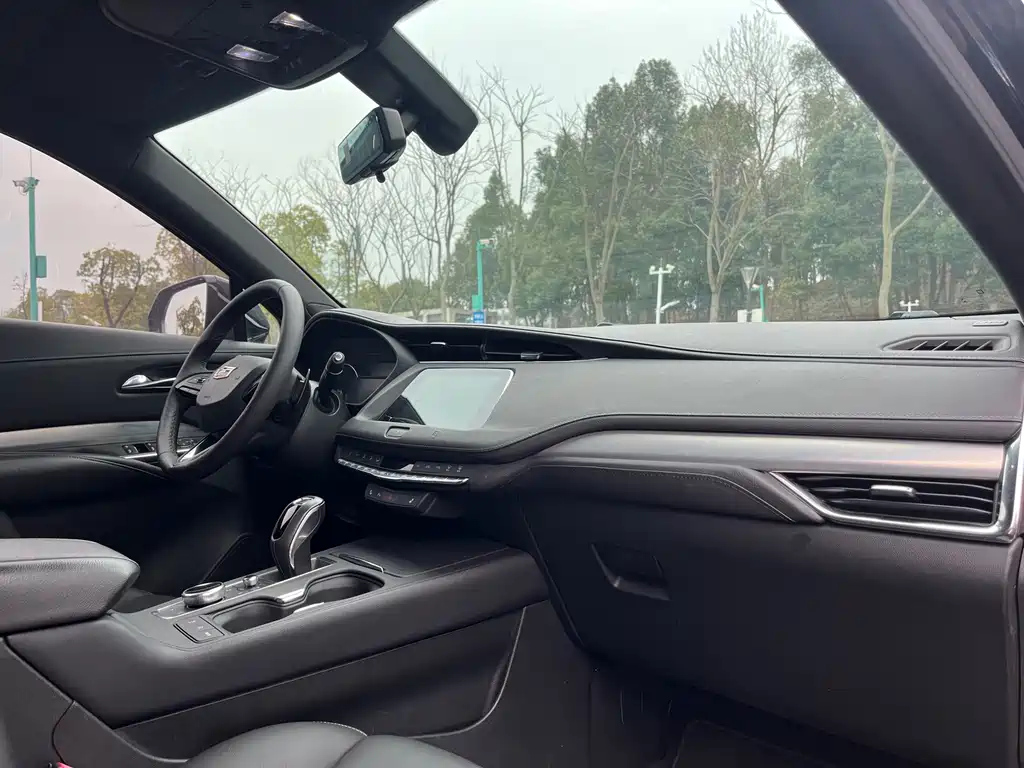 CADILLAC XT4 2019