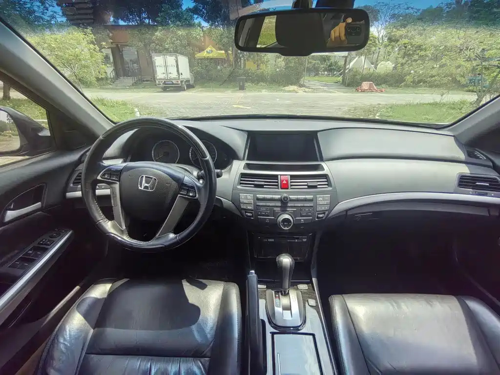 HONDA ACCORD 2010
