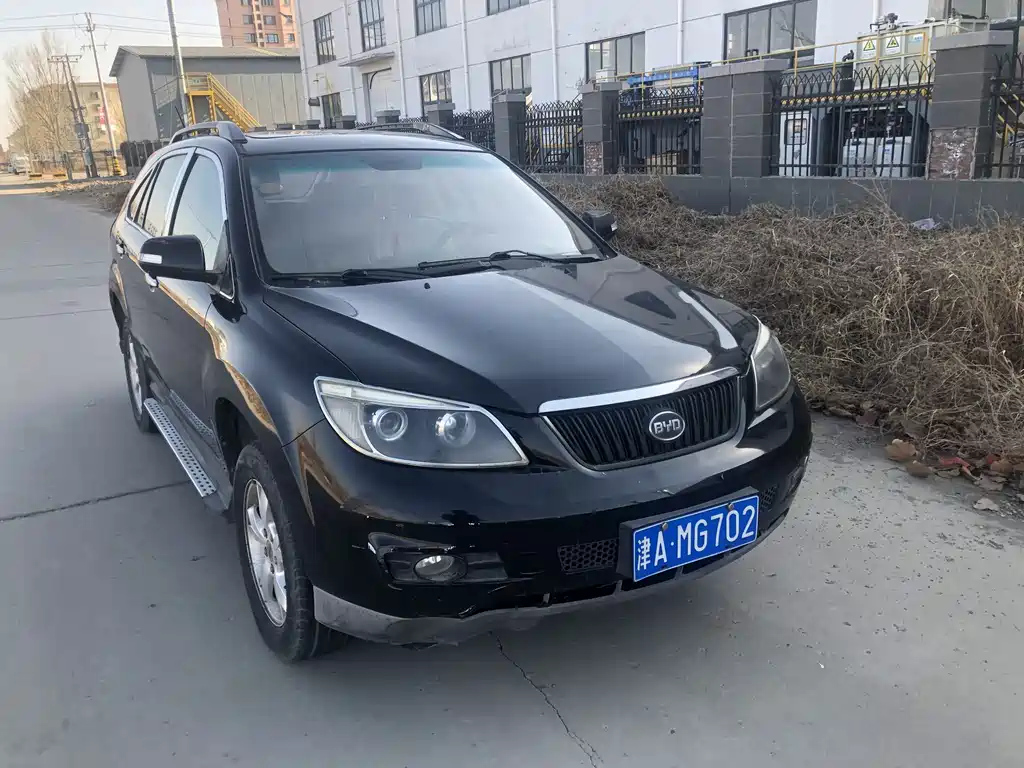 BYD S6 2012