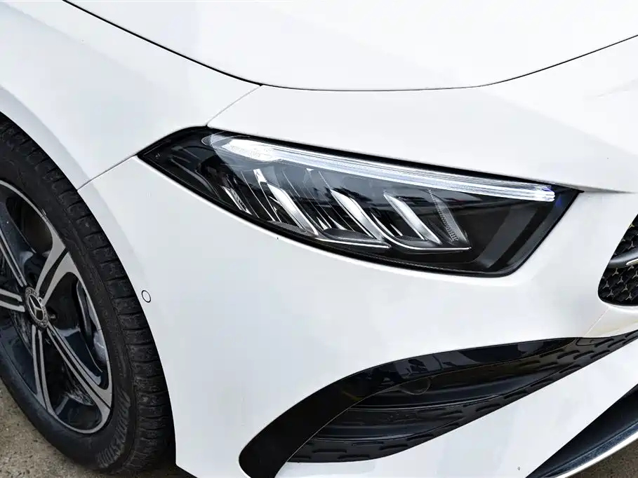 MERCEDES BENZ A-CLASS 2024