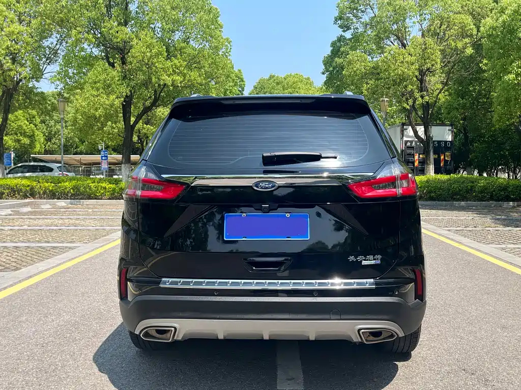 FORD EDGE 2021