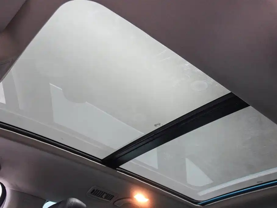 VOLKSWAGEN SHARAN 2014