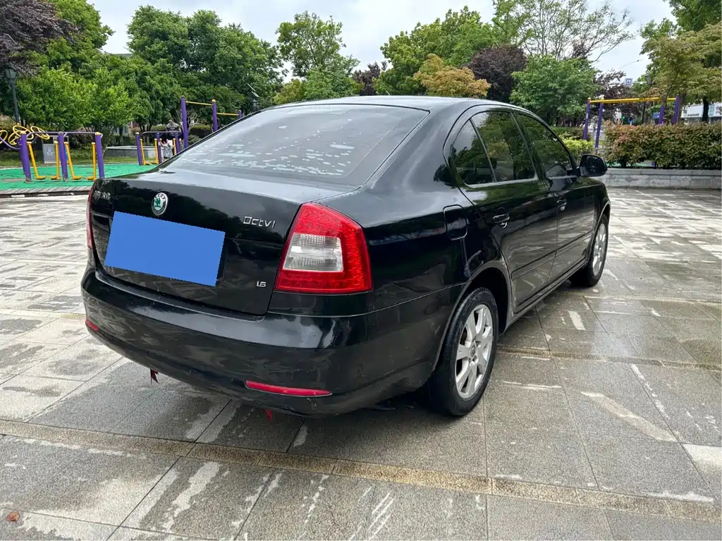 SKODA OCTAVIA 2013