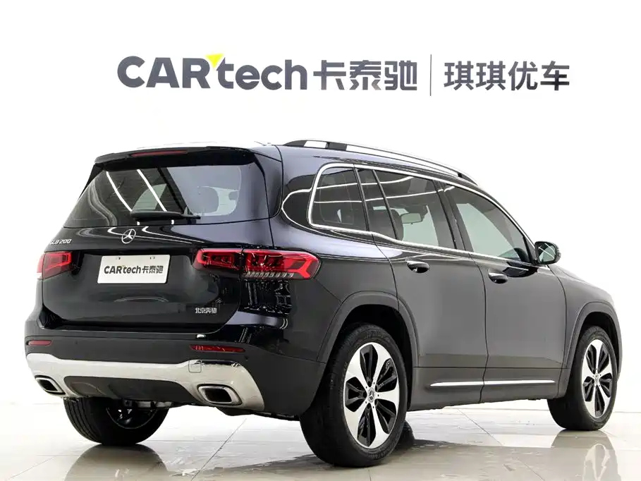 MERCEDES BENZ GLB 2021