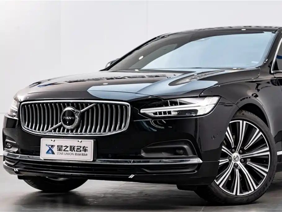 VOLVO S90 2022
