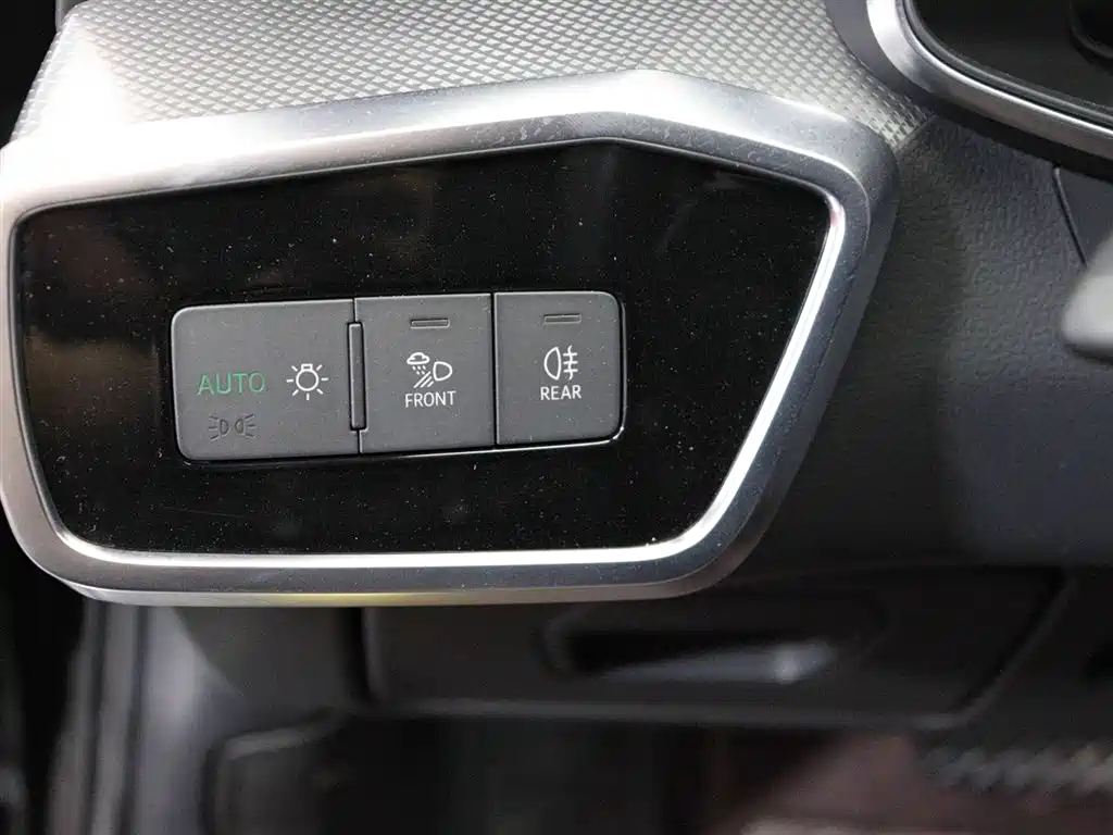 AUDI A6L 2020