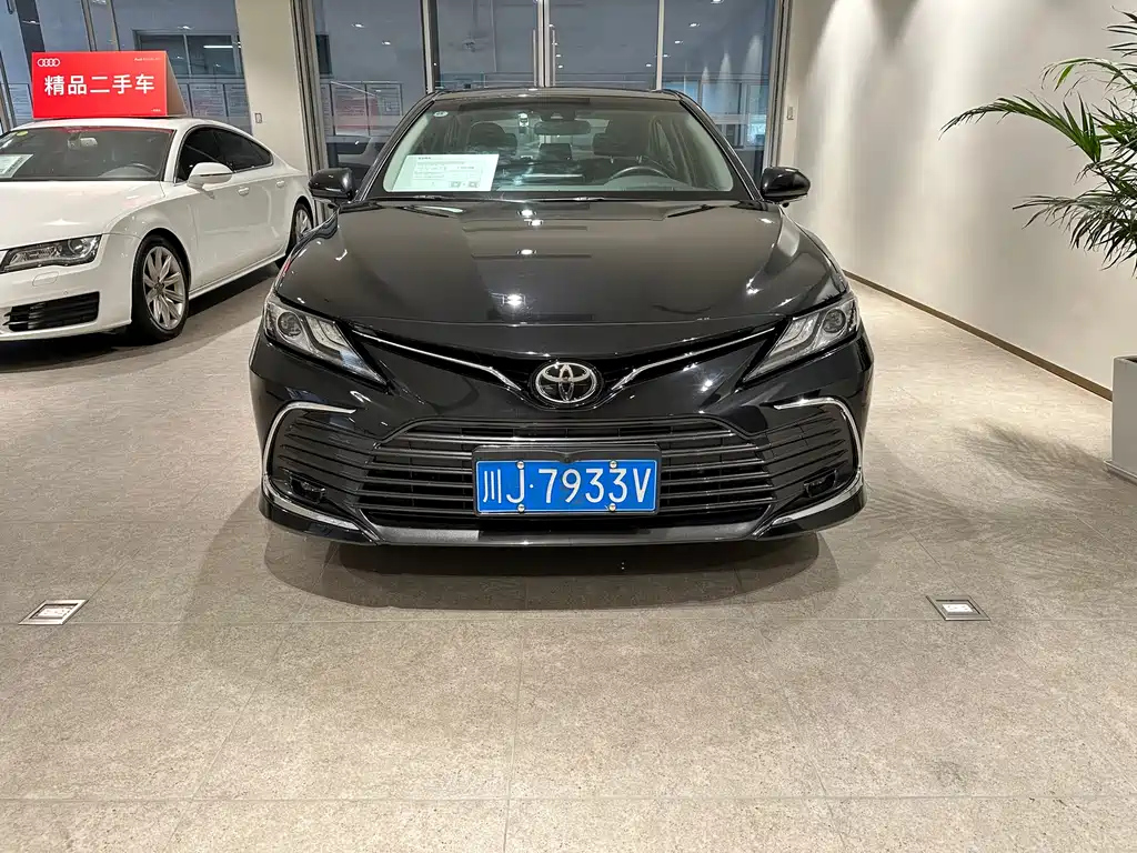 TOYOTA CAMRY 2021