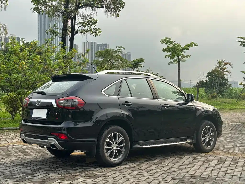 BYD S7 2017