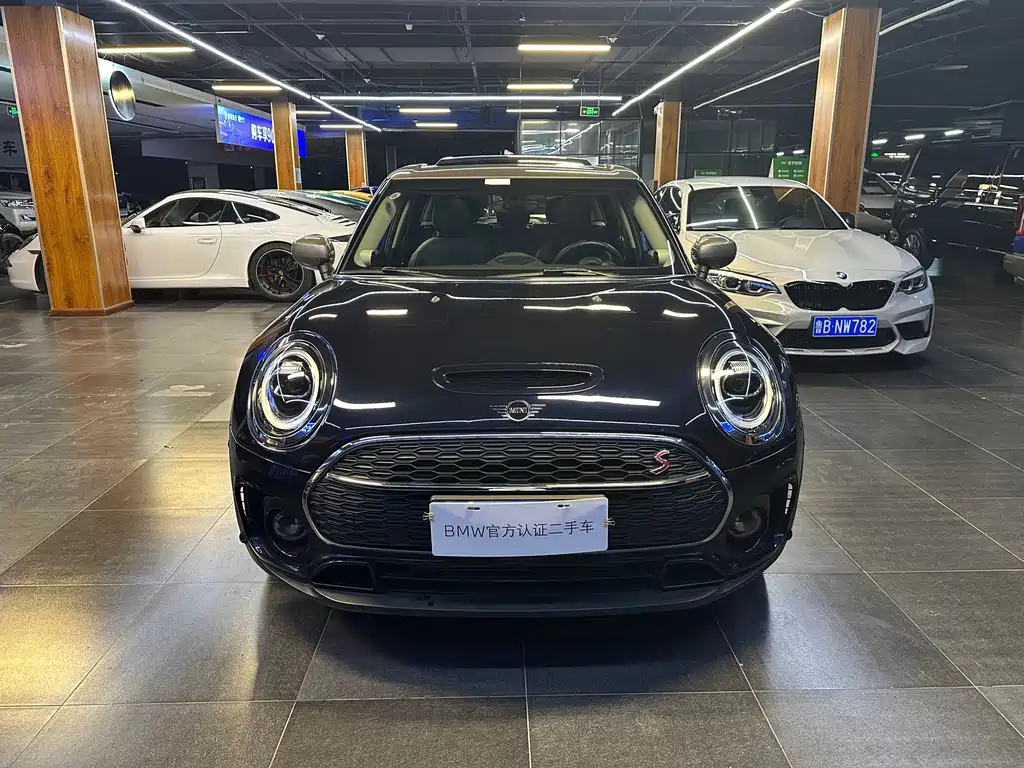 MINI CLUBMAN 2020