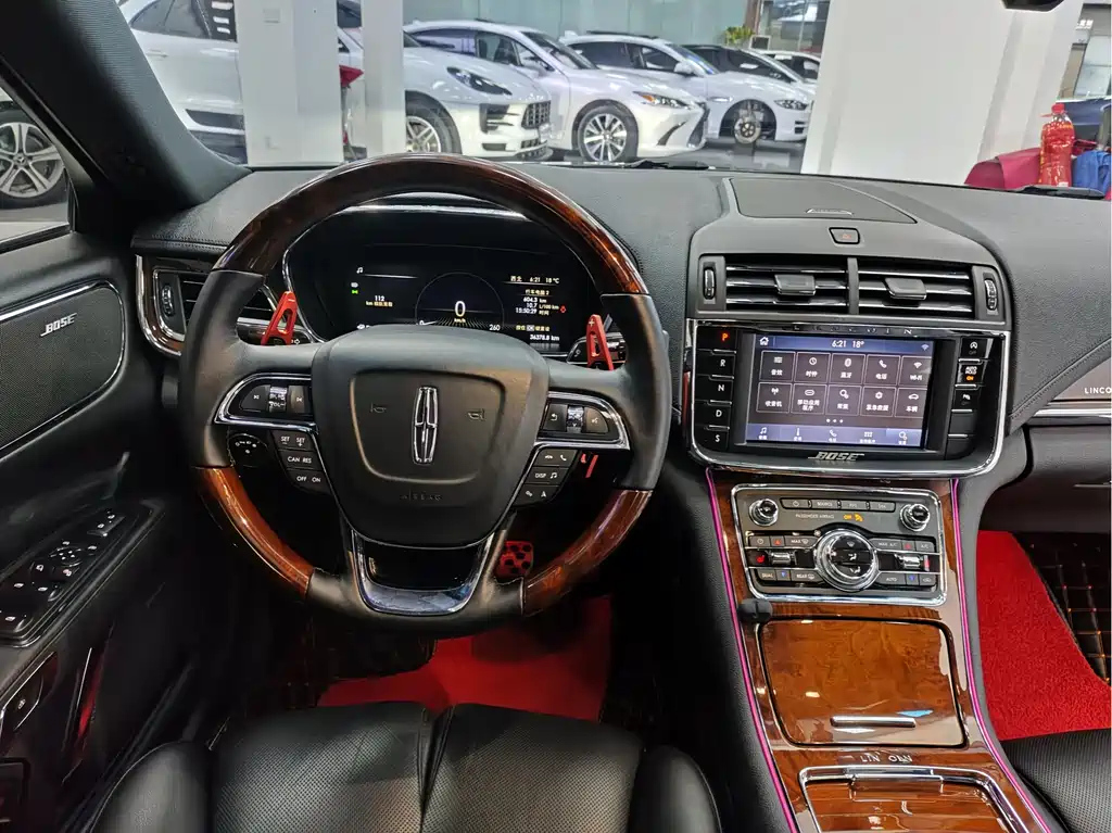 LINCOLN CONTINENTAL 2021