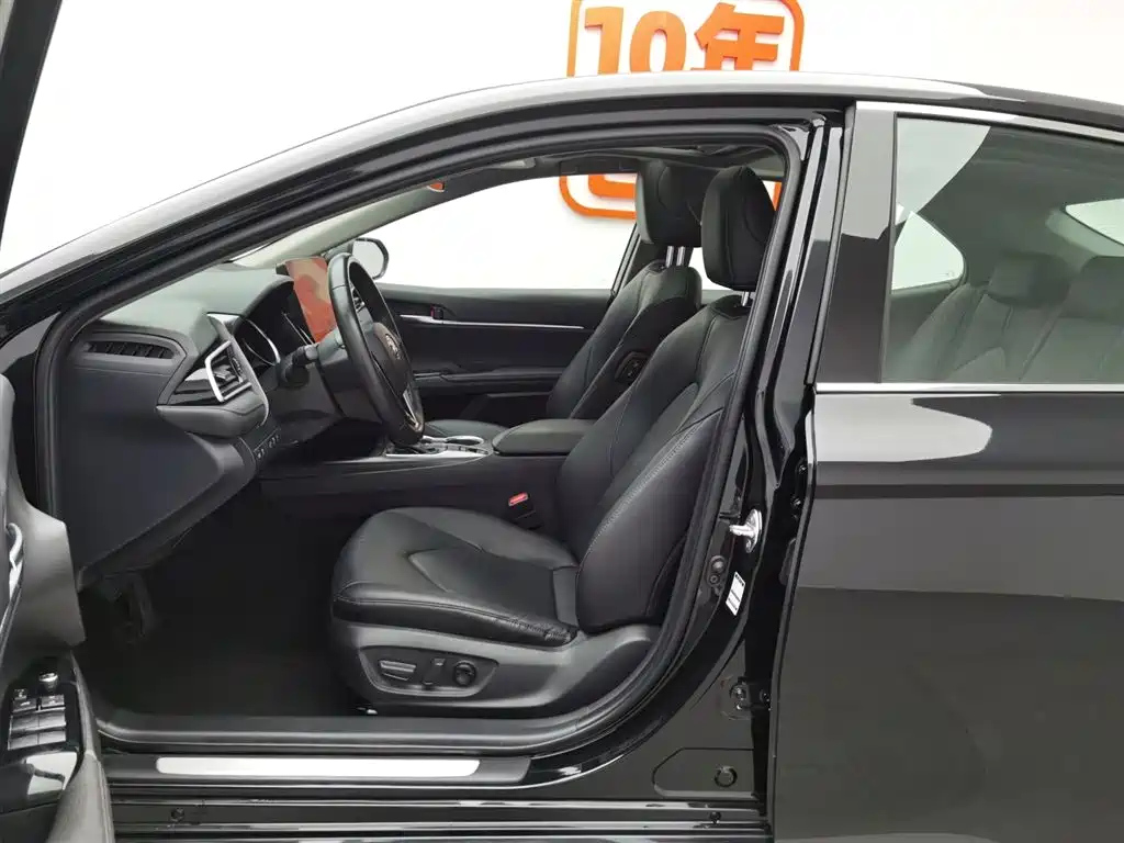 TOYOTA CAMRY 2022