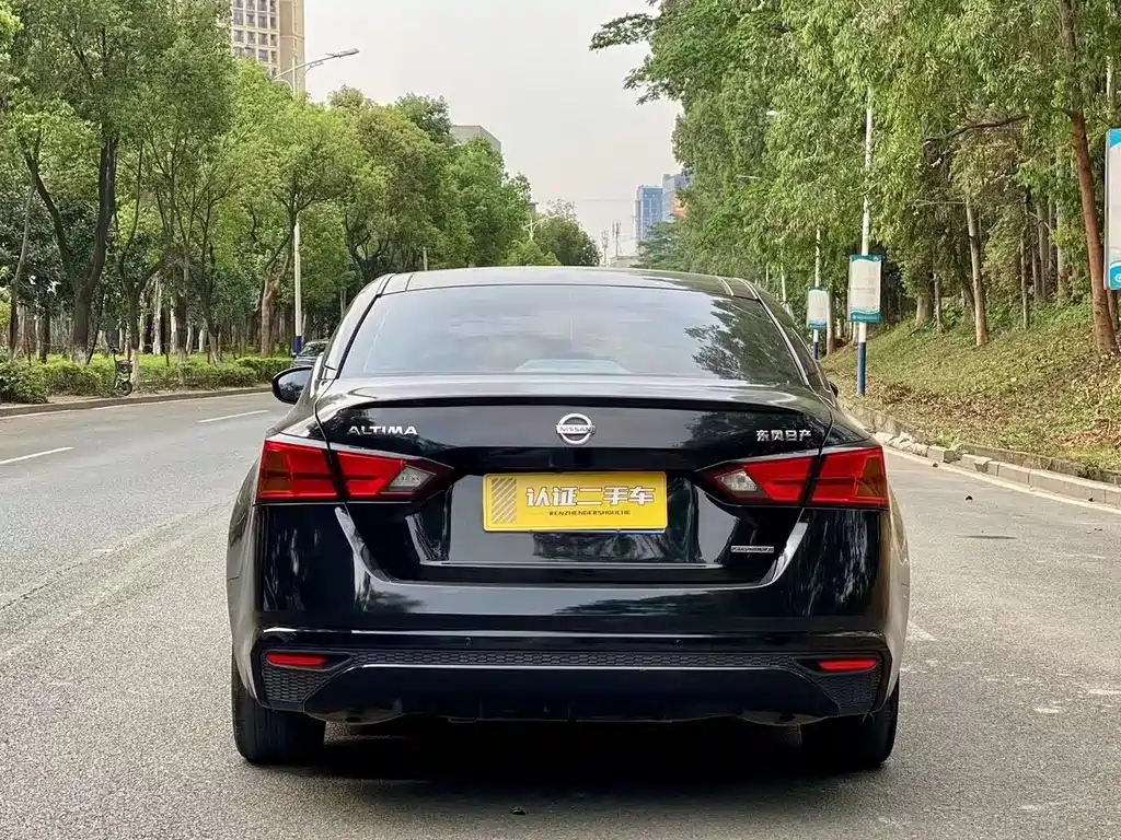 NISSAN TEANA 2021