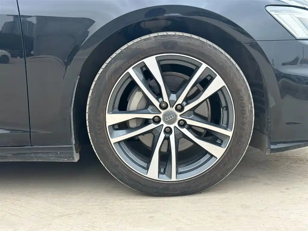 AUDI A6L 2021