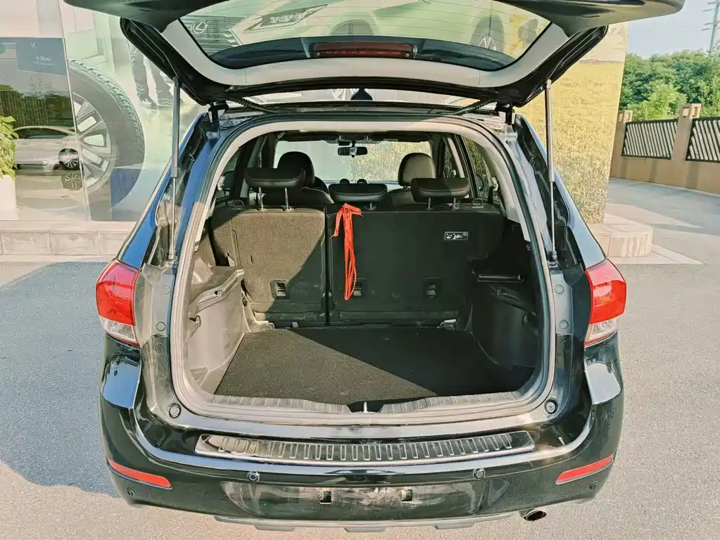 HAVAL H6 2015