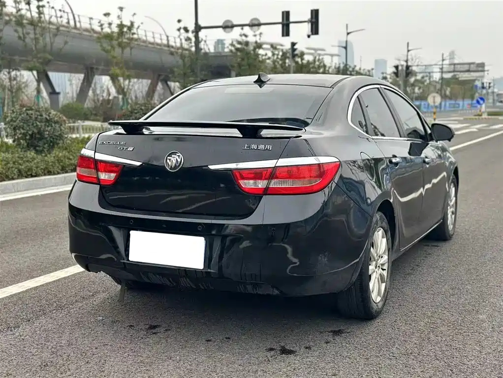 BUICK EXCELLE 2012