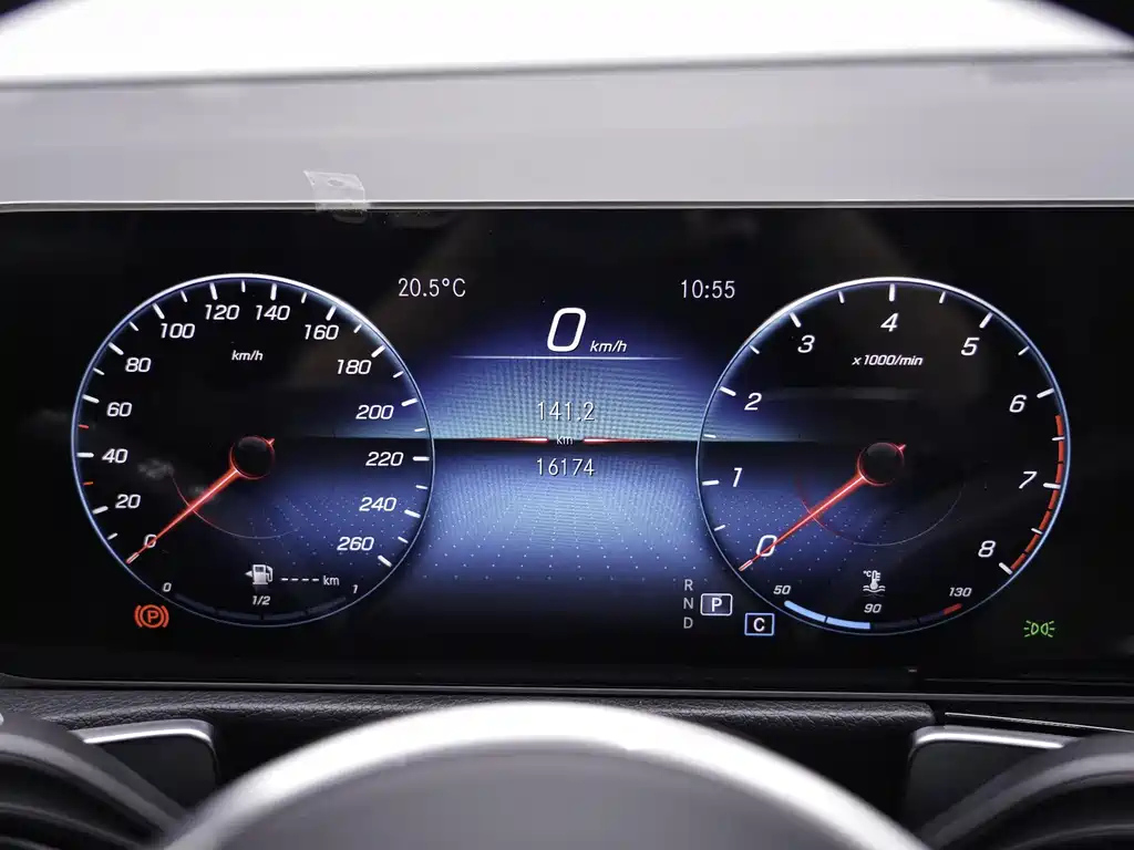 MERCEDES BENZ GLB 2020