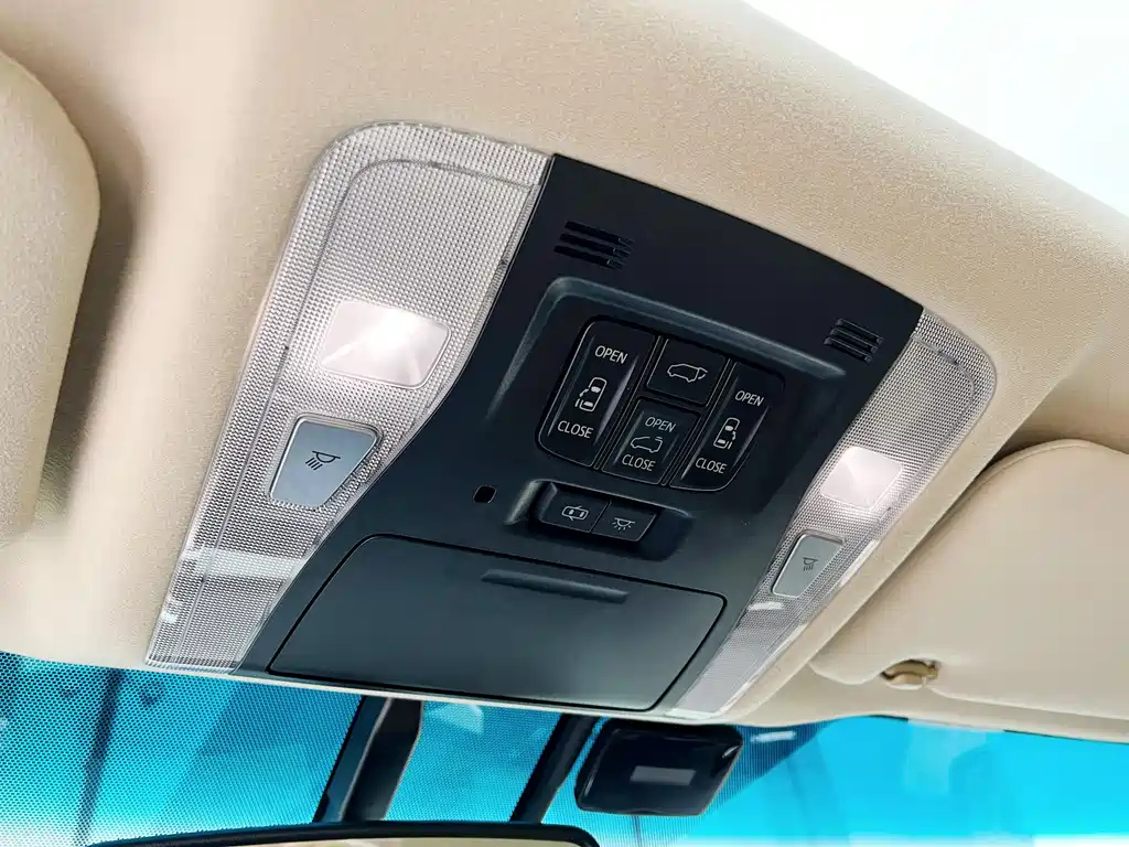 TOYOTA ALPHARD 2019