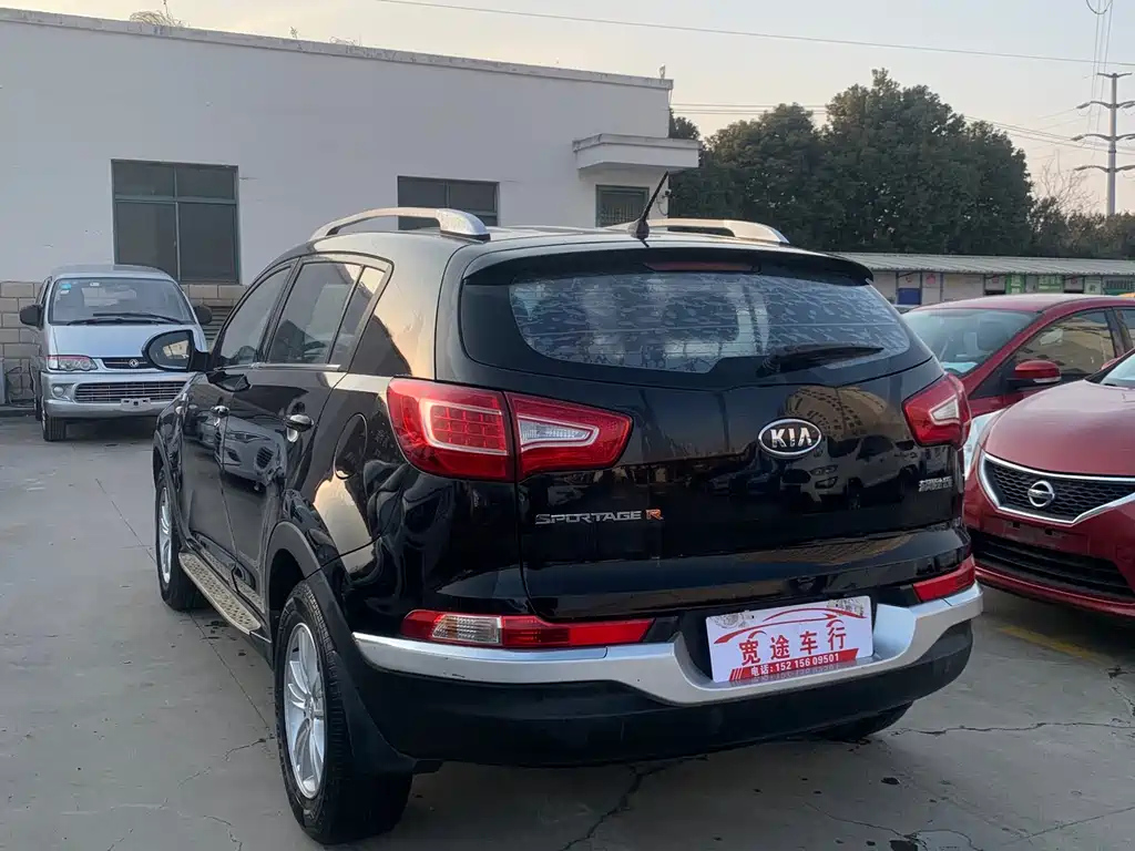 KIA SPORTAGE 2012