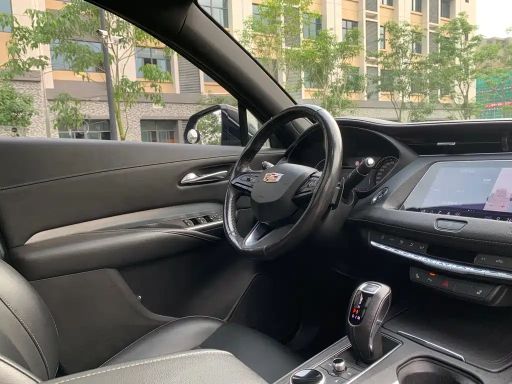 CADILLAC XT4 2019