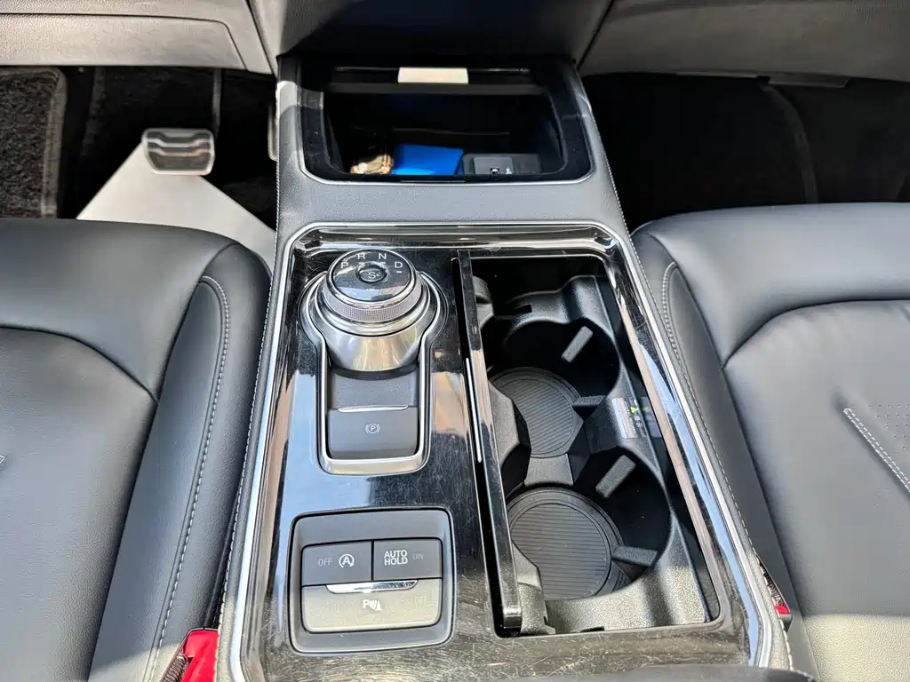 FORD EDGE 2021