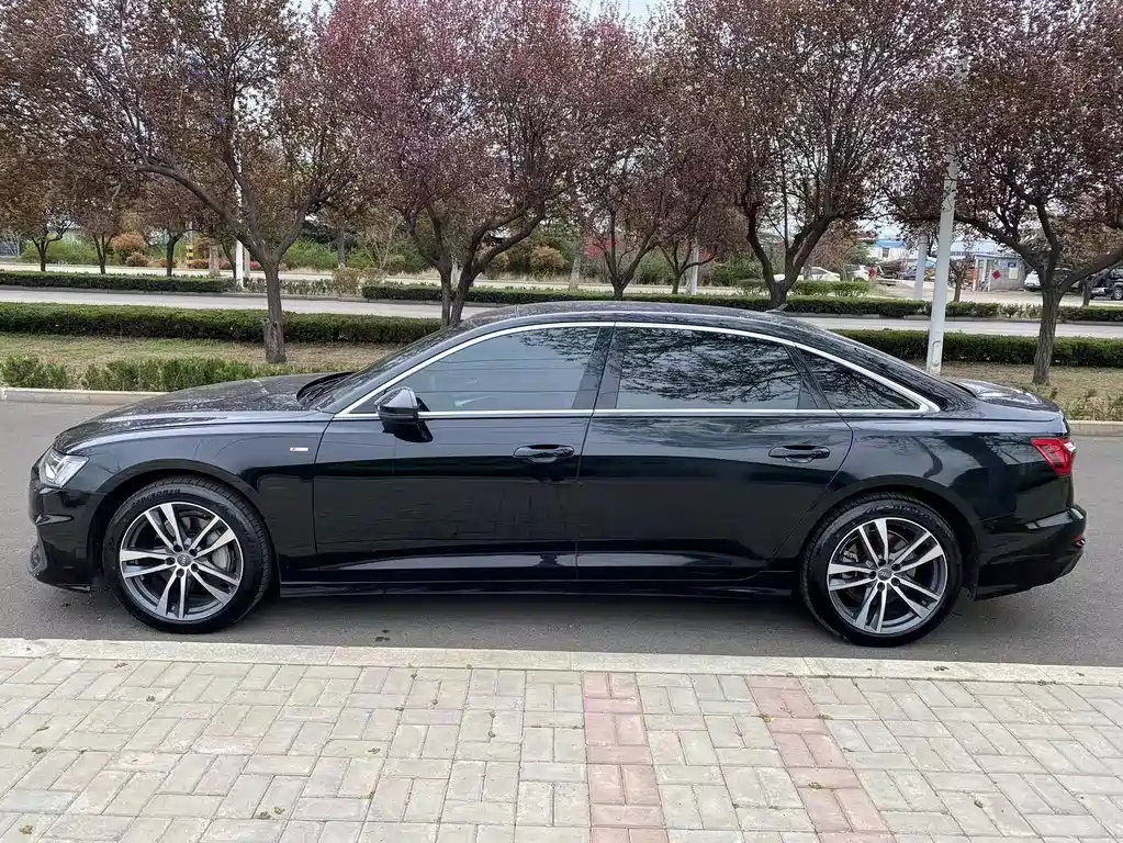 AUDI A6L 2021