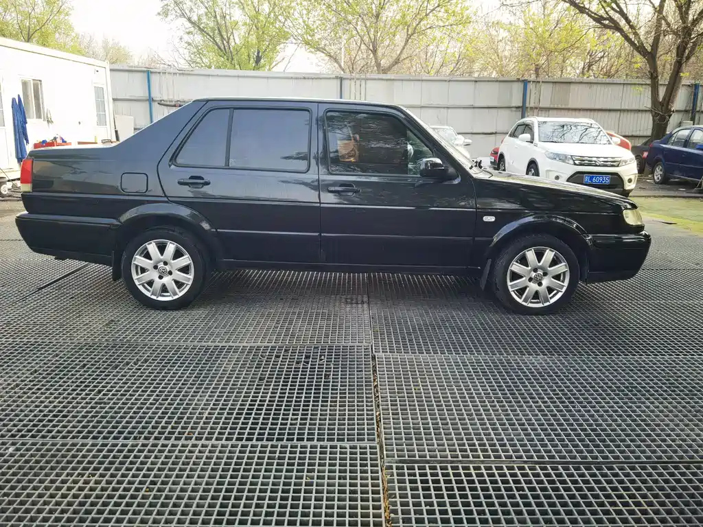 VOLKSWAGEN JETTA 2008
