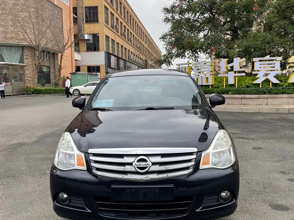 NISSAN SYLPHY 2014