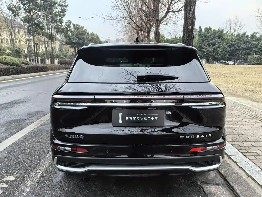 LINCOLN ADVENTURER 2023