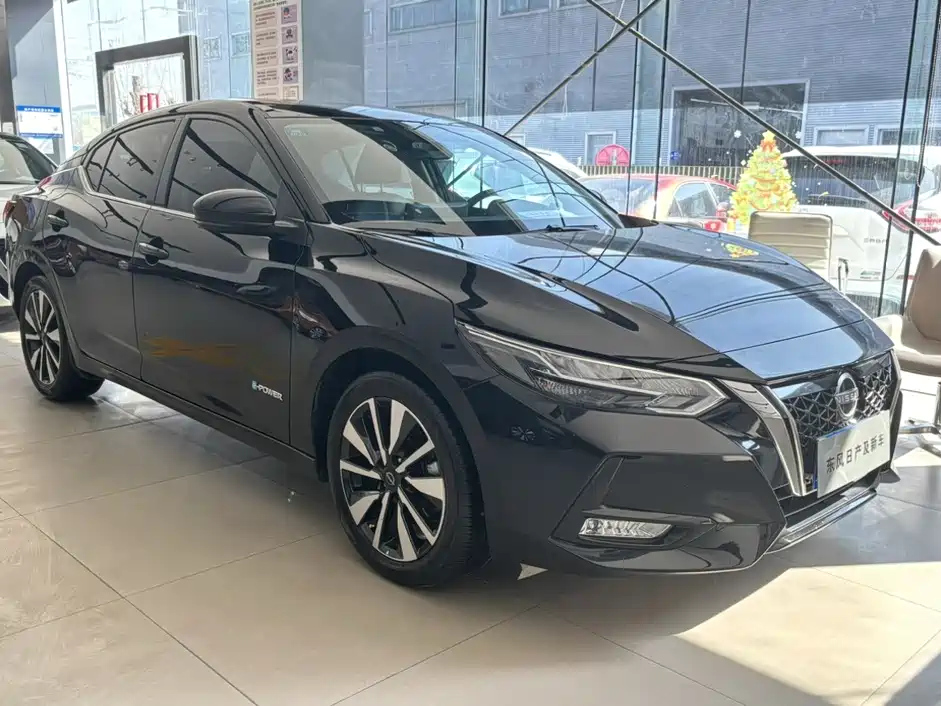 NISSAN SYLPHY 2022
