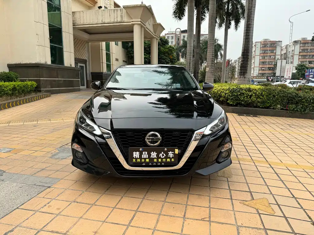 NISSAN TEANA 2022