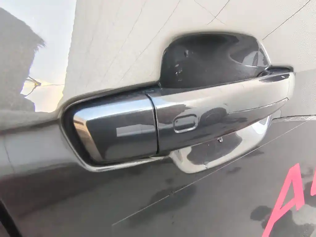 AUDI Q2L 2024