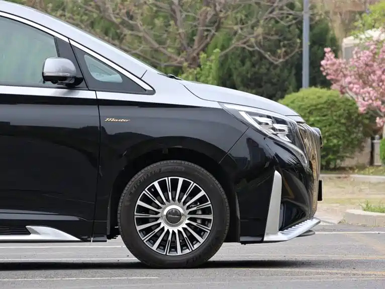 TRUMPCHI M8 2022