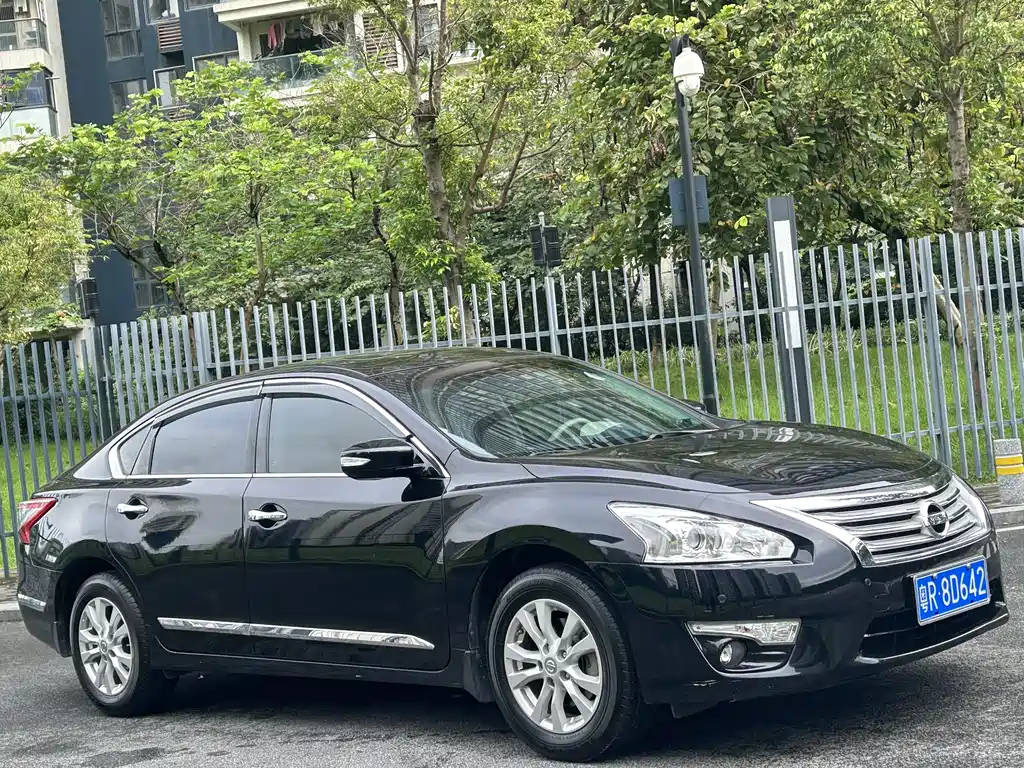 NISSAN TEANA 2014