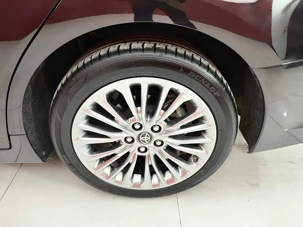 TOYOTA AVALON 2019