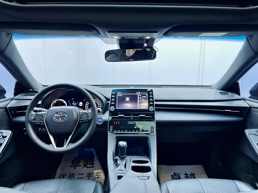 TOYOTA AVALON 2020