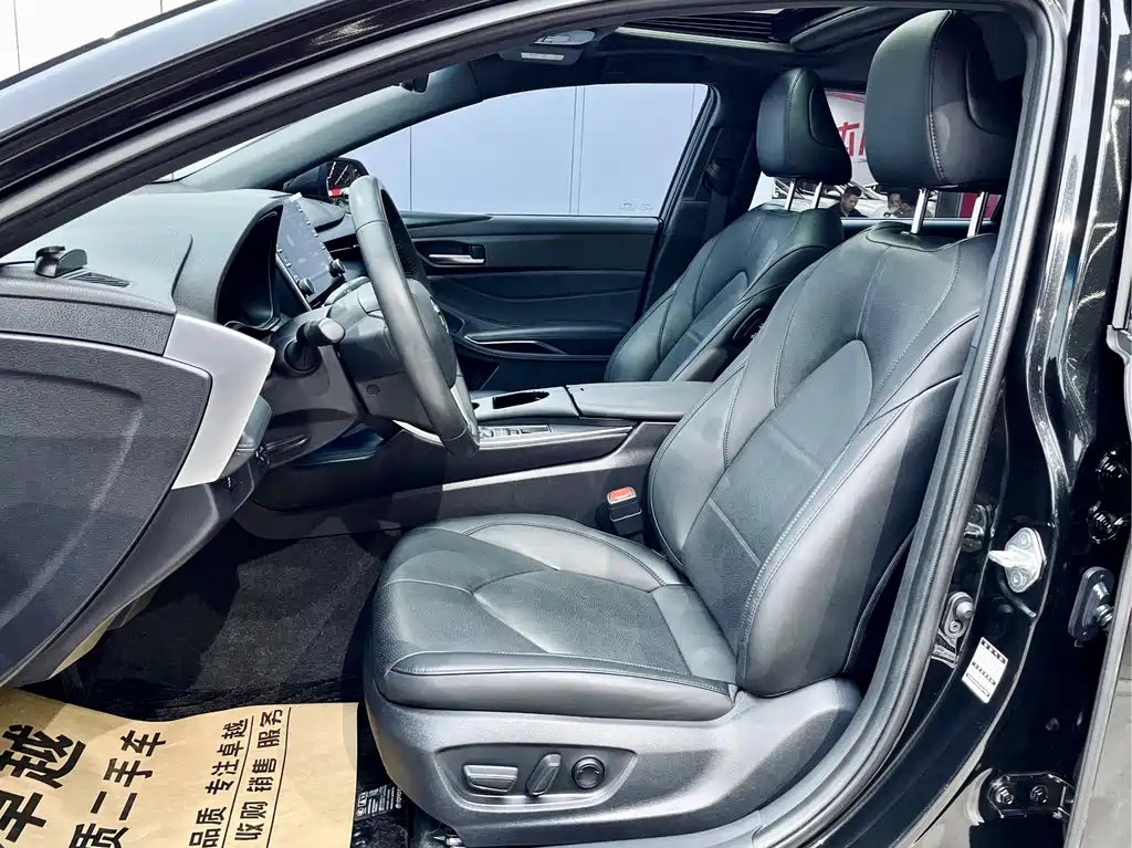 TOYOTA AVALON 2020