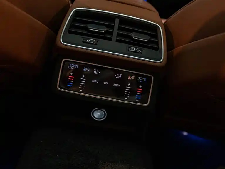 AUDI A6L 2021