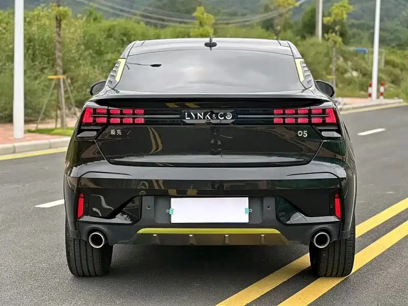 LYNK&CO 05 2021