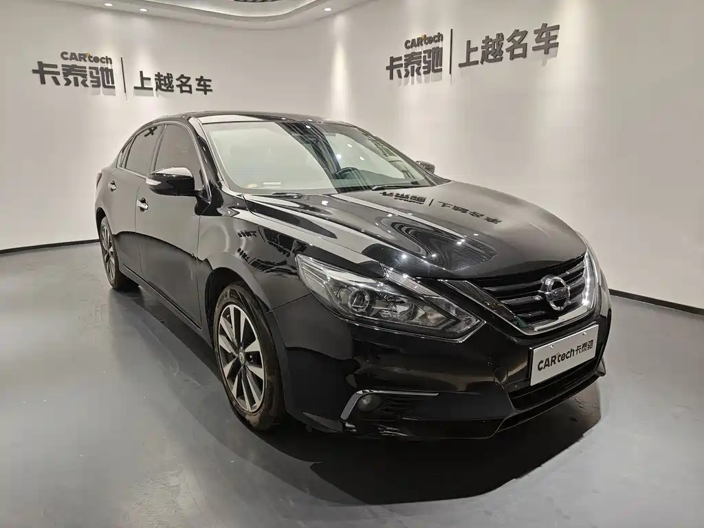 NISSAN TEANA 2017