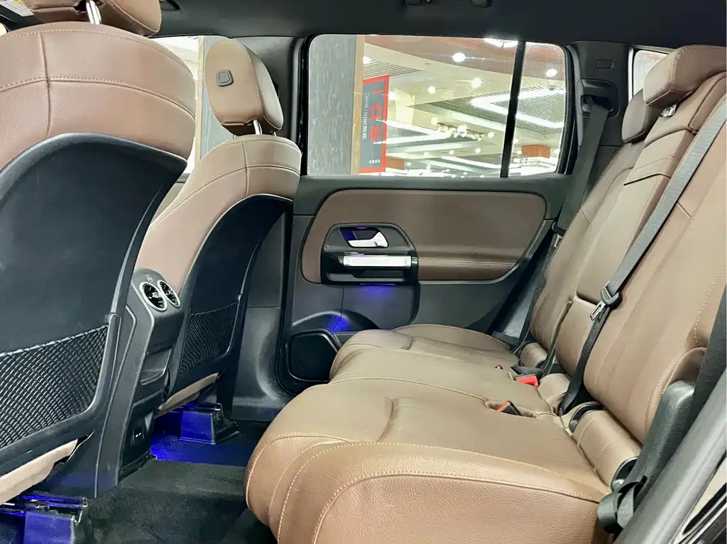 MERCEDES BENZ GLB 2021