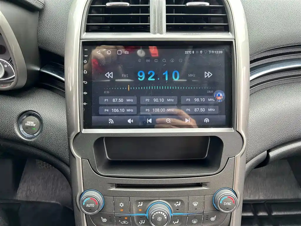 CHEVROLET MALIBU 2012