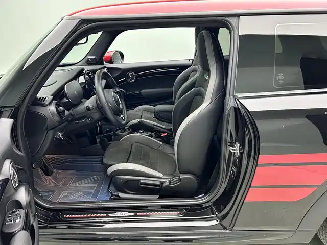 MINI JCW 2021