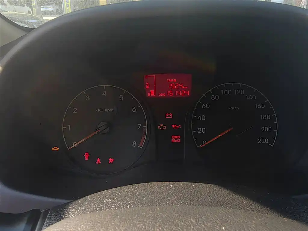 HYUNDAI RENA 2014