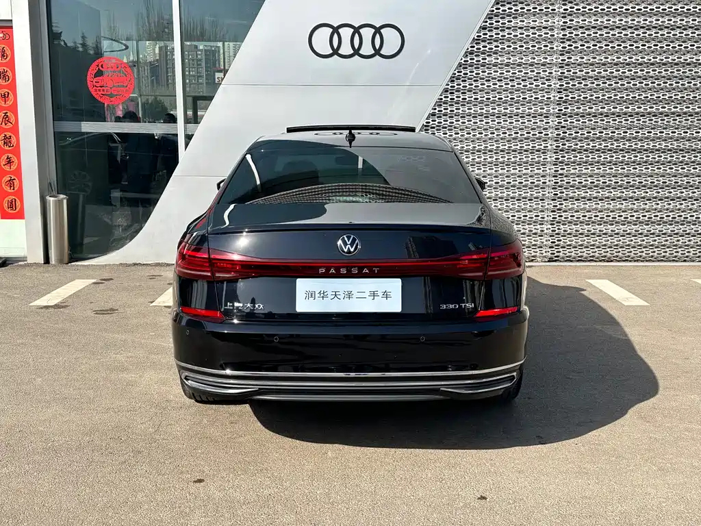 VOLKSWAGEN PASSAT 2022