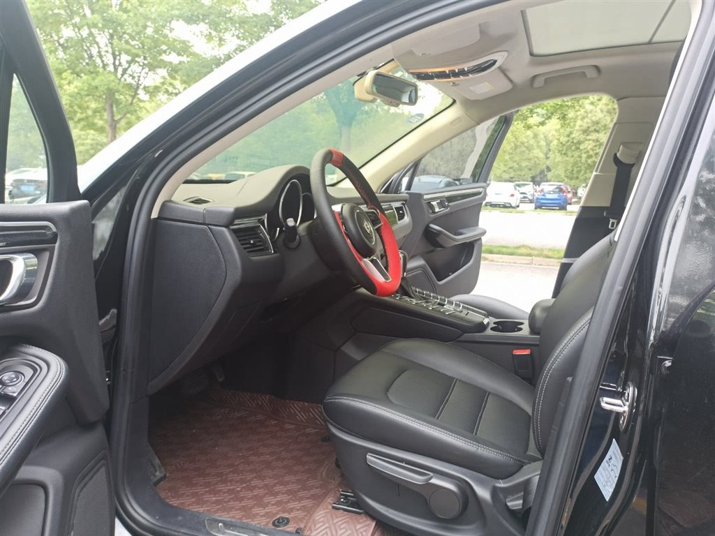 ZOTYE SR9 2017