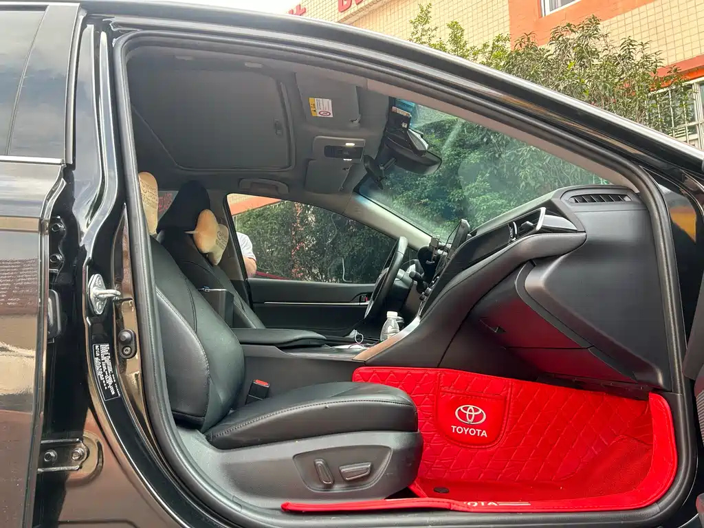 TOYOTA CAMRY 2022